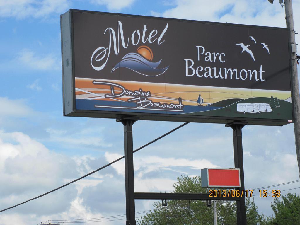 Motel Parc Beaumont Inc. Esterno foto